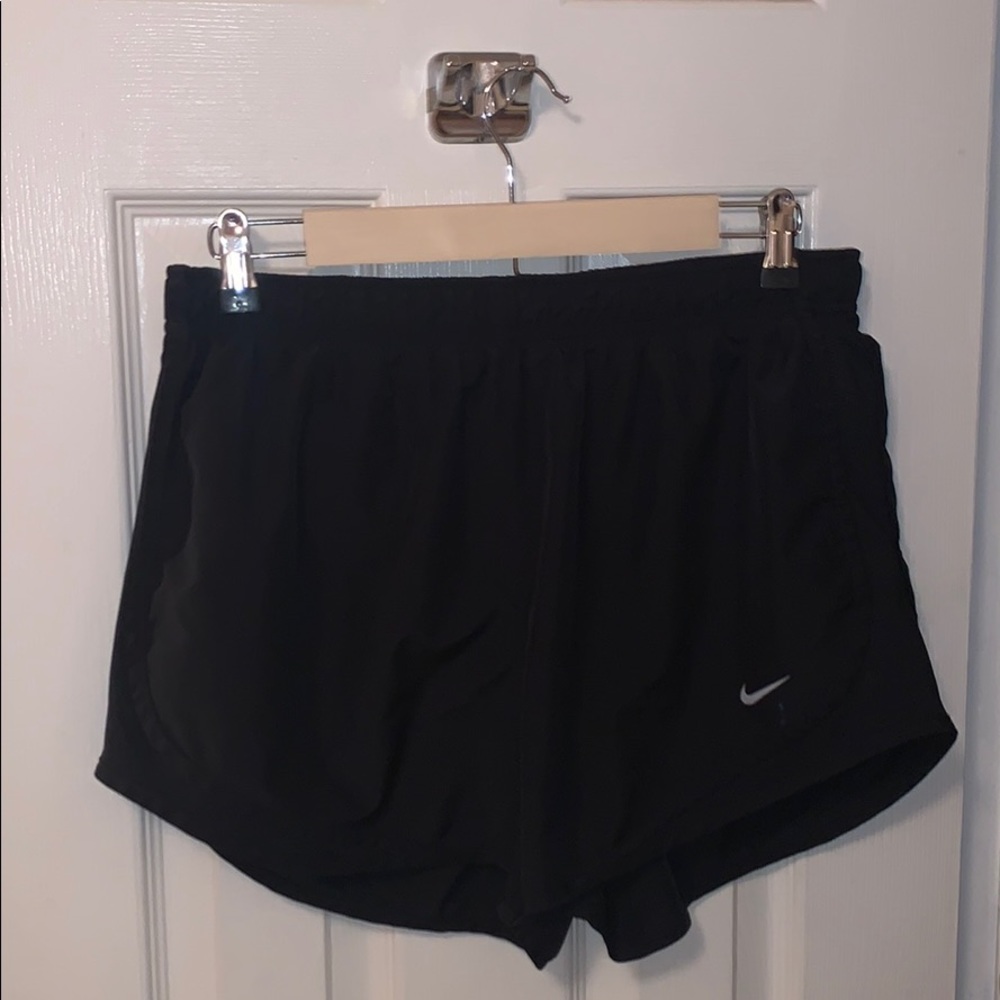 All Black Nike Tempo Shorts 🖤
